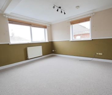 2 bedroom maisonette to rent - Photo 1