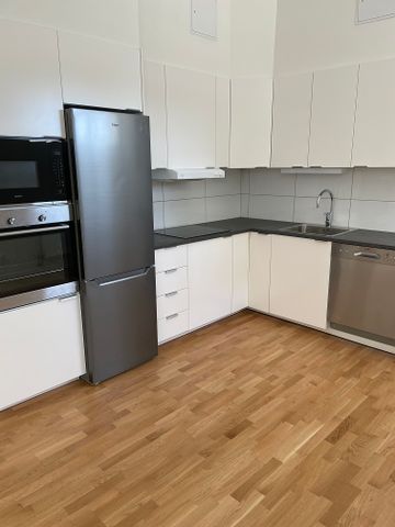 Larvigatan 31 - Foto 3