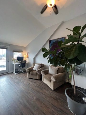 For Lease - 2- 244 Bathurst Street, Toronto, Ontario - Photo 4