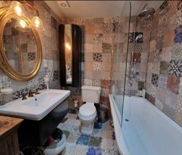 Room in a Shared House, Pennine Drive, NW2 - Photo 3