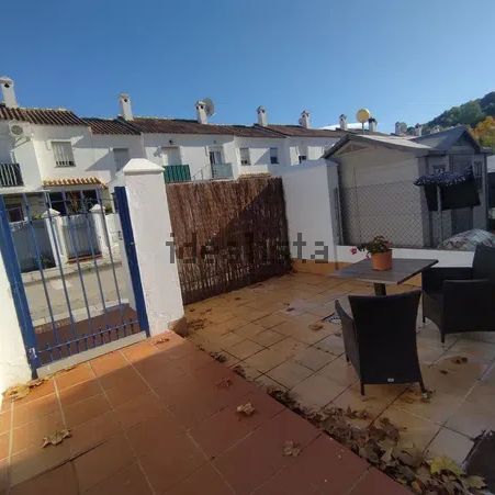 Alquiler de casa o chalet independiente en Calle Mar Cantábrico, 1 - Photo 1