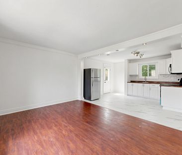 For Lease - 1884 Liverpool Road, Pickering, Ontario - Photo 6