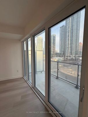 448 Burnhamthorpe Road W #510 - Photo 1