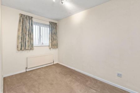 2 bedroom semi-detached house to rent - Photo 3