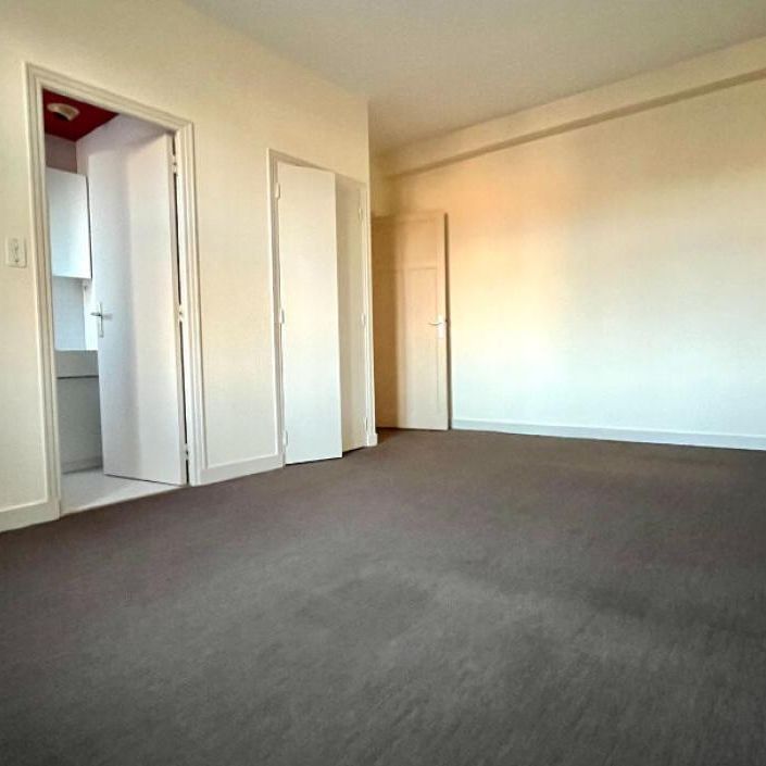 Location Appartement 3 pièce(s) de 70.13 m2 - Photo 1