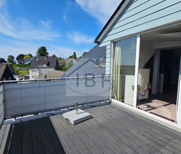 Dachgeschosswohnung mit Stellplatz und Balkon in Wilnsdorf-Obersdorf! - Photo 1
