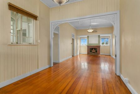 10A Morrison Road, Clayfield QLD, Belconnen - Photo 3