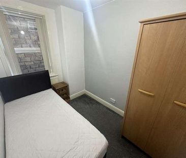 Skipton Road, Keighley, BD20 - Photo 6