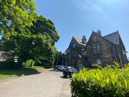 1 Bed Flat, Otley Road, LS16 - Photo 3
