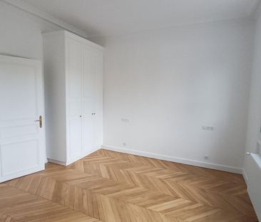 location Appartement T5 DE 143.16m² À PARIS 06 - Photo 4