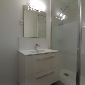 Location Appartement 2 pièces 44m² NANTES 44300 - Photo 2