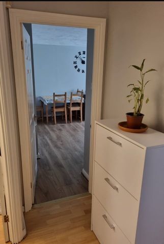 1 Bed Flat, Rothesay Court, SE6 - Photo 4