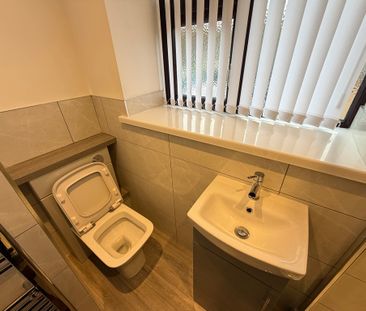 Dovedale Road, Lanesfield, Wolverhampton - Photo 3