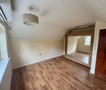 Camp Close, Feltwell - Photo 2