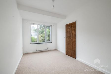 5 bedroom semi-detached house to rent - Photo 5