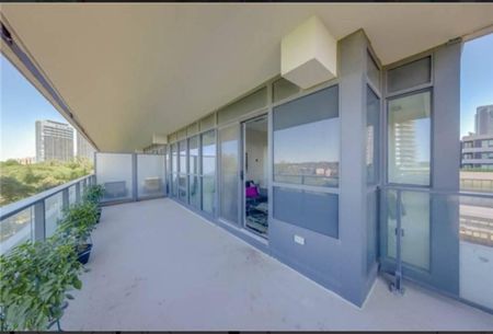 For Lease - 2220 Lakeshore Boulevard Unit# 612, Toronto, Ontario - Photo 3