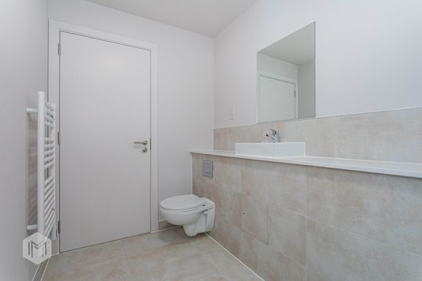Trafford Gardens, Botanical Avenue, M16 - Photo 1