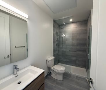 For Lease - 800 Broadview Avenue Unit# 404, Toronto, Ontario - Photo 3