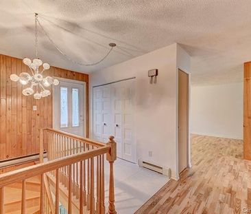 Maison de plain-pied - 2778 Rue Bourgogne - Photo 5