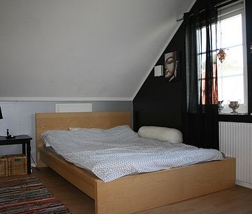 Rum till kvinnlig student / Room for female student - Photo 1