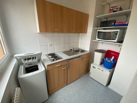 Location Appartement 1 pièce 24m² - Photo 2