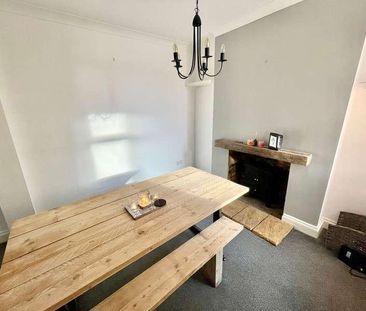 Station Street, Barry, CF63 - Photo 3