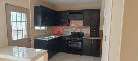 CASA EN RENTA EN MANANTIALES DEL VALLE - Foto 3
