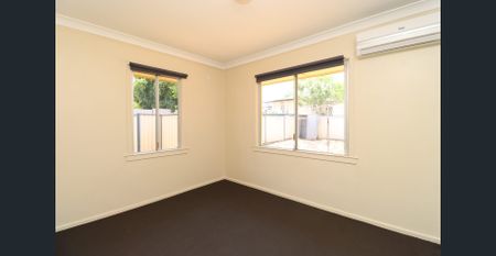 'Swoop into Kookaburra' - Photo 3