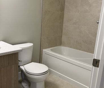 For Lease - 677 Chelton Road, London South, Ontario - Photo 5