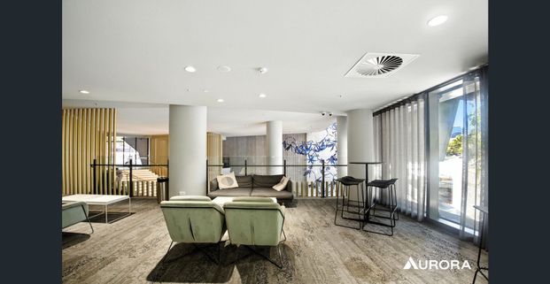 Welcome to Spire Residences — where contemporary design meets the ultimate in inner-city living. - Photo 1