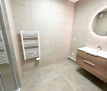 Location Appartement 3 pièces 70m² - Photo 6