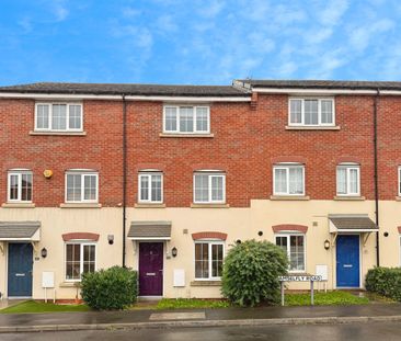 4 bedroom mid-terrace to rent Damselfly Road, Northampton, NN4 9ET - Photo 6