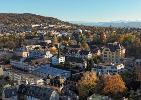 Appartement de 2 pièces intelligemment divisé au cœur d’Oerlikon - Photo 2