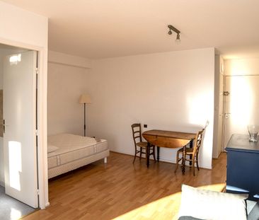 Location Appartement 1 pièce 29m² - Photo 2