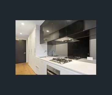Stylish One-Bedroom Apartment with Resort-Style Facilities in Prime Hawthorn Location - For Lease! - Photo 4