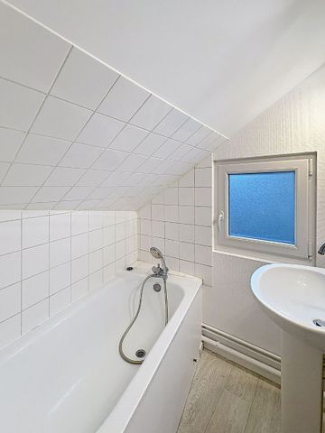 Appartement à louer - REIMS- HYPER CENTRE - Photo 4