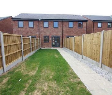 Mary Street, Heywood, OL10 - Photo 1