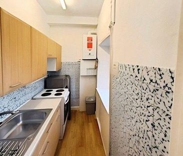 2 bedroom flat to rent - Photo 6