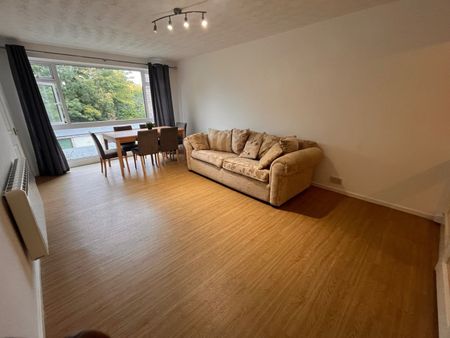 2 Bed Flat, Southcote Road, RG30 - Photo 3
