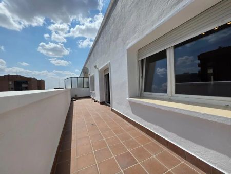 Madrid - Photo 2