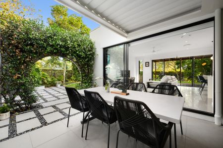 10/323 Bayview Street, Hollywell QLD 4216 - Villa For Rent | Domain - Photo 2