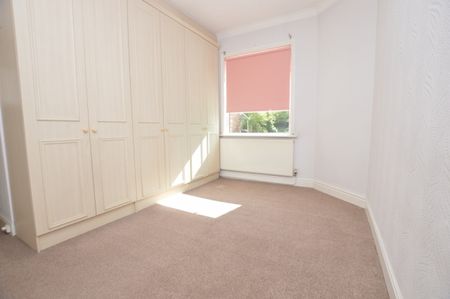 2 Bedroom Semi-Detached Bungalow - Photo 2