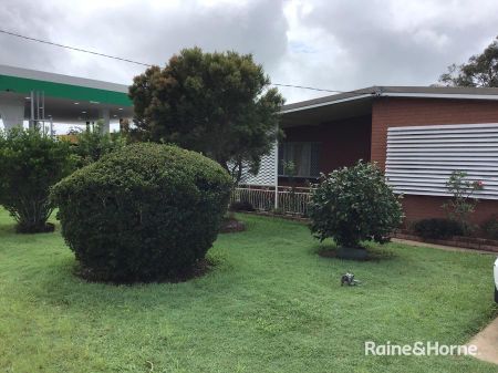 Easy Coastal Living in the Heart of Torquay - Photo 5