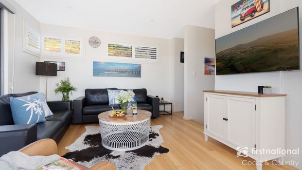 Executive Coastal Living with Panoramic Views - FULLY FUNISHED - Photo 1