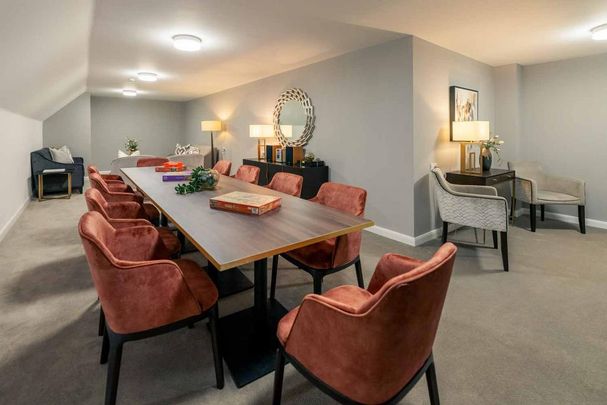 2 bedroom retirement property to rent - Photo 1