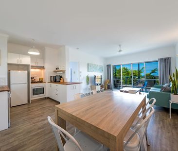 Coastal Living at Its Finest - Stunning 2-Bedroom Fully Furnished T... - Photo 5