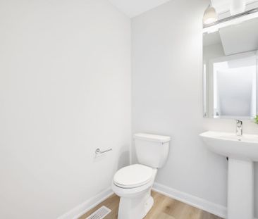 For Lease - 917 Creekway Private, Kanata, Ontario - Photo 1