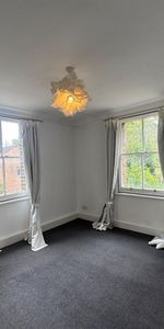 Burnt Ash Hill, London SE12 - Photo 4