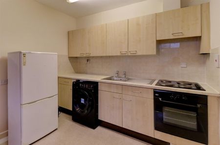 1 BED Flat To rent - Photo 5