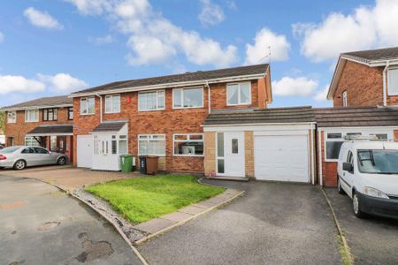 3 Beds - Property - - Photo 3